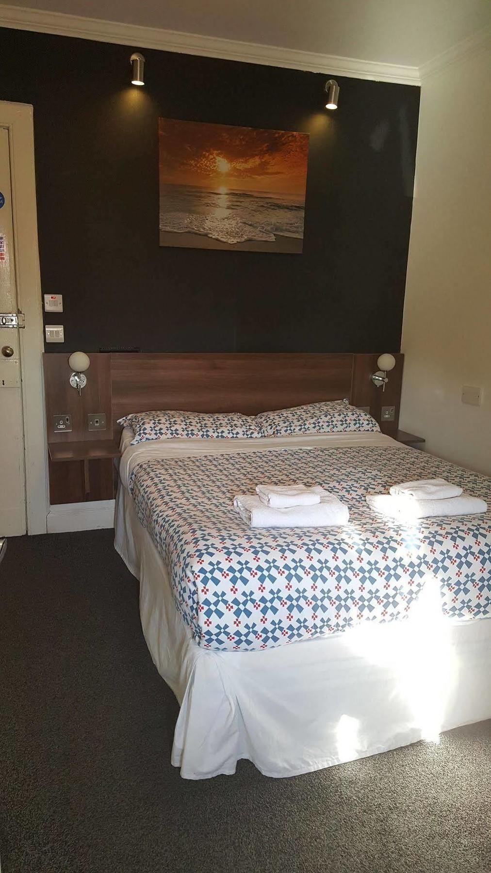 Cherry Blossom Guest House Whitby Kültér fotó